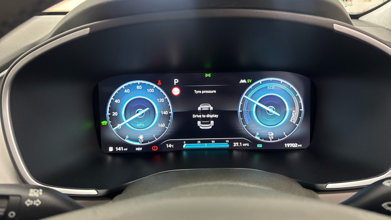 Hyundai SANTA FE 1.6 TGDi Plug-in Hybrid Ultimate 5dr 4WD Auto Estate